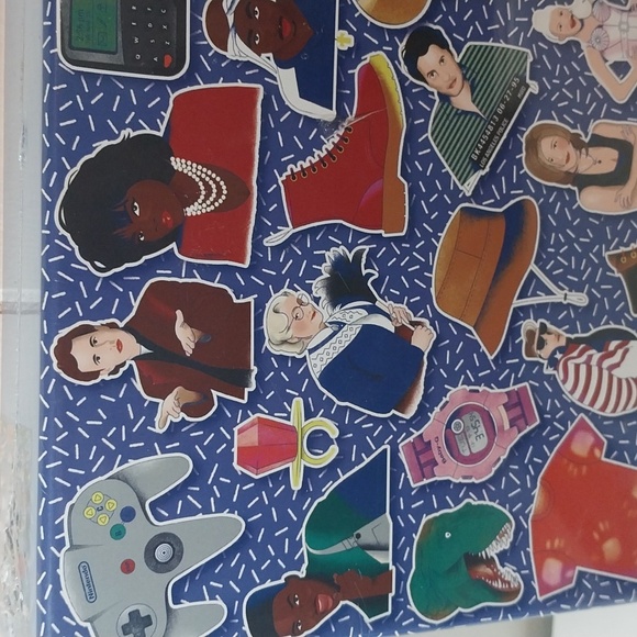 90s Icons Jigsaw Puzzle: 500 Piece Jigsaw Puzzle - Picture 2 of 12